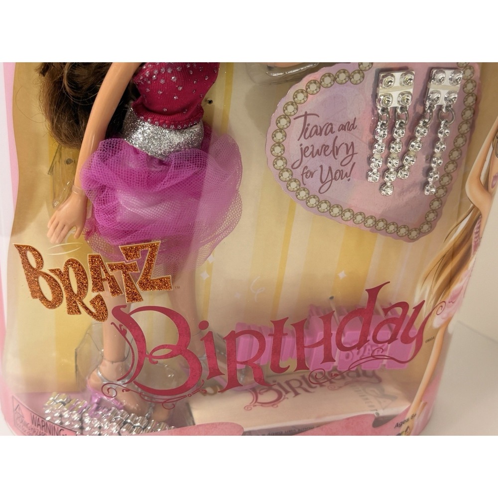 New Yasmin Bratz Doll Sweet 16 Birthday Charm Tiara Earrings Bracelet Retired‎ - Picture 5 of 12